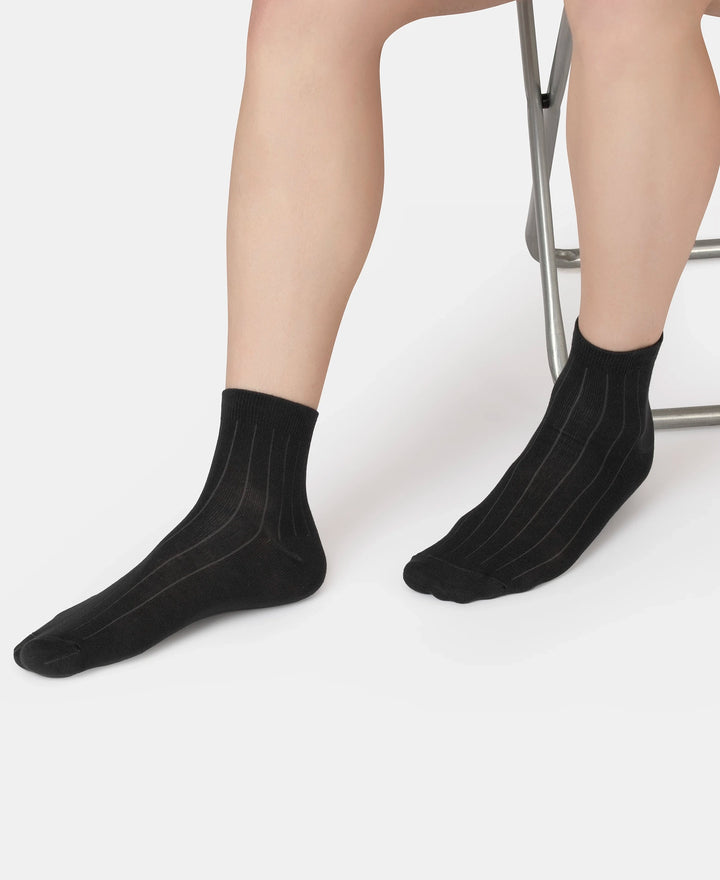 Bamboo Fiber 4 Way Stretch Ankle Length Socks With Stayfresh Treatment - Gun Metal