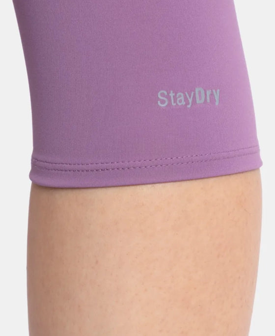 Microfiber Elastane Stretch Slim Fit Capri with Back Waistband Pocket - Chinese Violet