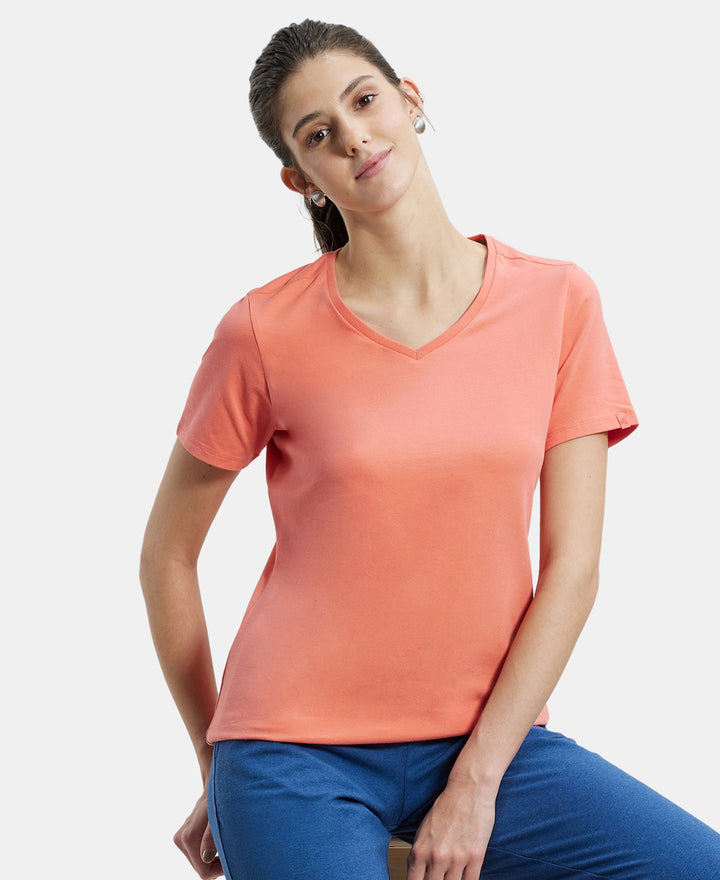 Super Combed Cotton Elastane Regular Fit Solid V Neck Half Sleeve T-Shirt - Blush Pink-5