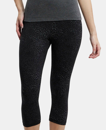 Super Combed Cotton Elastane Slim Fit Capri with Ultrasoft Waistband - Black print-5