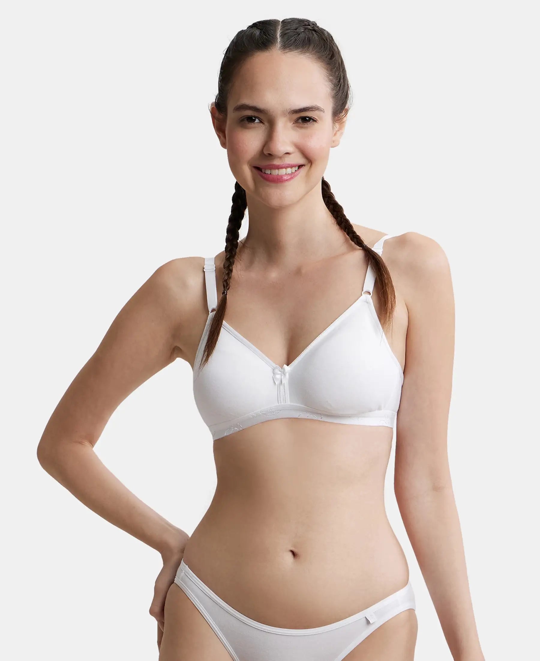 Quinny Yoga Clothing - Alo Interlace Sport Bra Merk Alo Model Interlace Bra  Coulour White Size XS Price IDR 700.000 Brand New Ready Stock Limited Stock  Grab it before its gone Happy