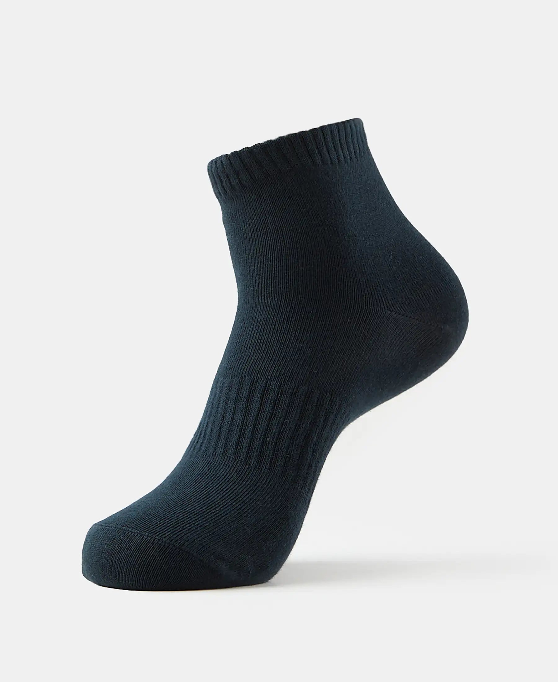 Buy Compact Cotton Ankle Length Socks With StayFresh Treatment - Black 7106 | Jockey India