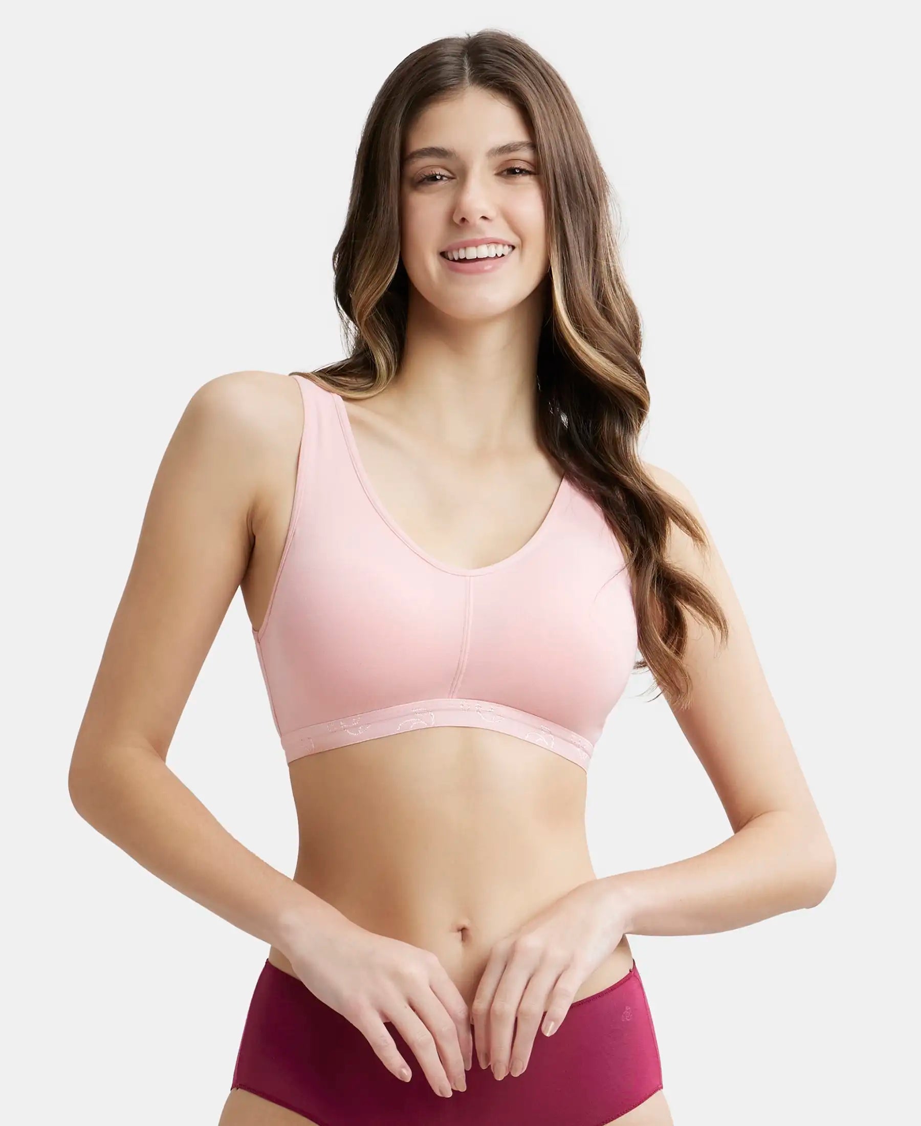 JOCKEY ES04 Seamless Wirefree Slip on Sleep Bra with Removable Pads M  (Skin) in Mumbai at best price by Bridal Form - Justdial