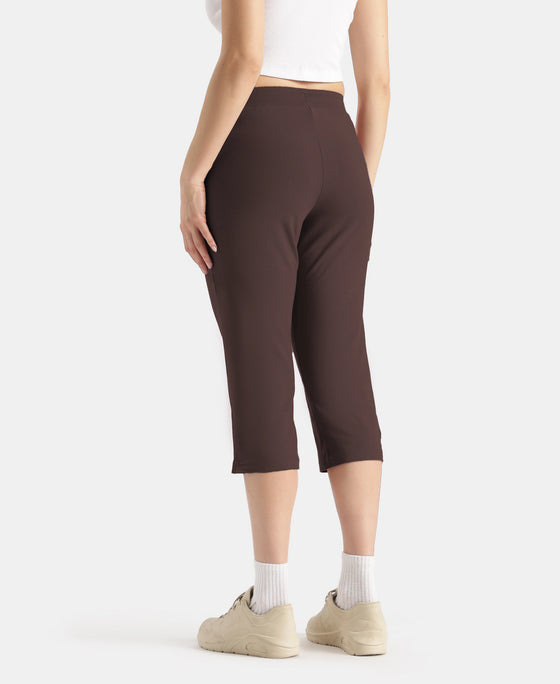 Super Combed Cotton Elastane Stretch Slim Fit Capri with Side Pockets - Coffee