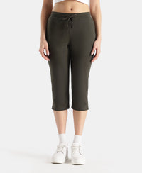 Super Combed Cotton Elastane Stretch Slim Fit Capri with Side Pockets - Olive