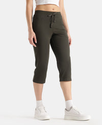 Super Combed Cotton Elastane Stretch Slim Fit Capri with Side Pockets - Olive
