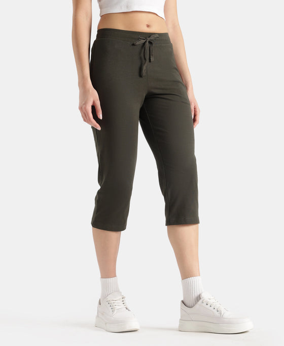 Super Combed Cotton Elastane Stretch Slim Fit Capri with Side Pockets - Olive