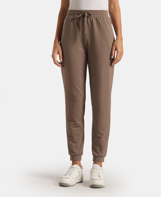 Super Combed Cotton Elastane French Terry Relaxed Fit Joggers With Zipper Pockets - Falcon