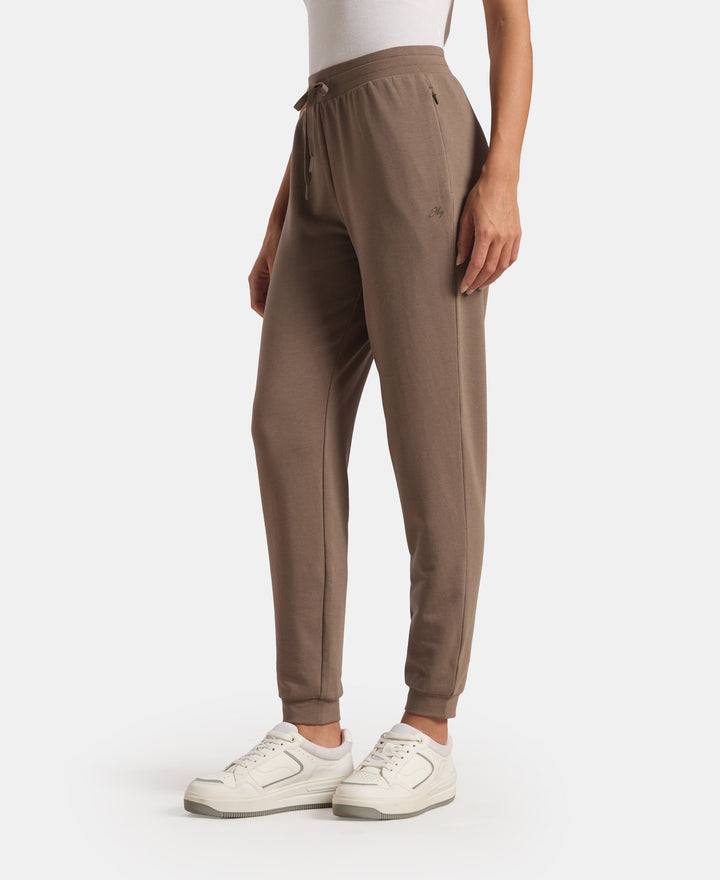 Super Combed Cotton Elastane French Terry Relaxed Fit Joggers With Zipper Pockets - Falcon