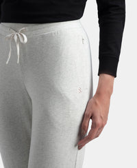 Super Combed Cotton Elastane French Terry Relaxed Fit Joggers With Zipper Pockets - Off White Melange