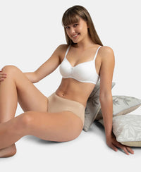 Wirefree Padded Super Combed Cotton Elastane Stretch Medium Coverage T-Shirt Bra with Lace Styling - White