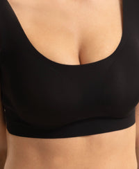 Wirefree Padded Microfiber Elastane Full Coverage Medium Padded Bonded Tech Lounge Bra - Black