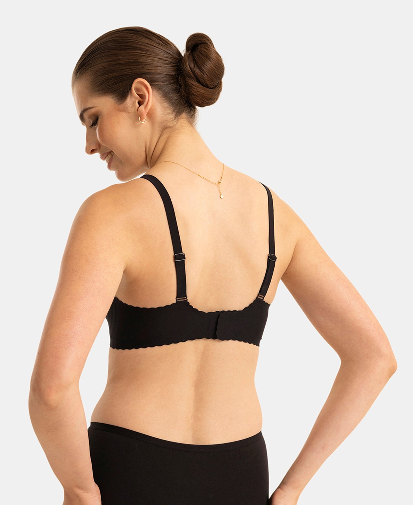 Wirefree Padded Soft Touch Microfiber Elastane Medium Coverage Bonded Tech T-Shirt Bra with Reinforced Side Support - Black