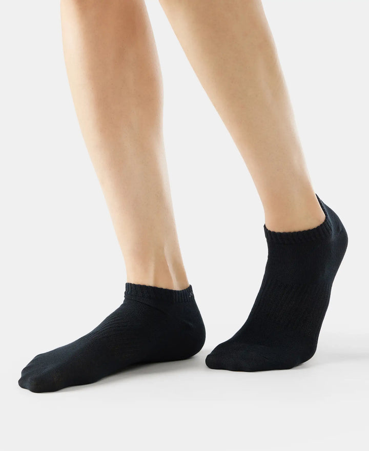 Compact Cotton Elastane Stretch Low Show Socks With StayFresh Treatment - Black