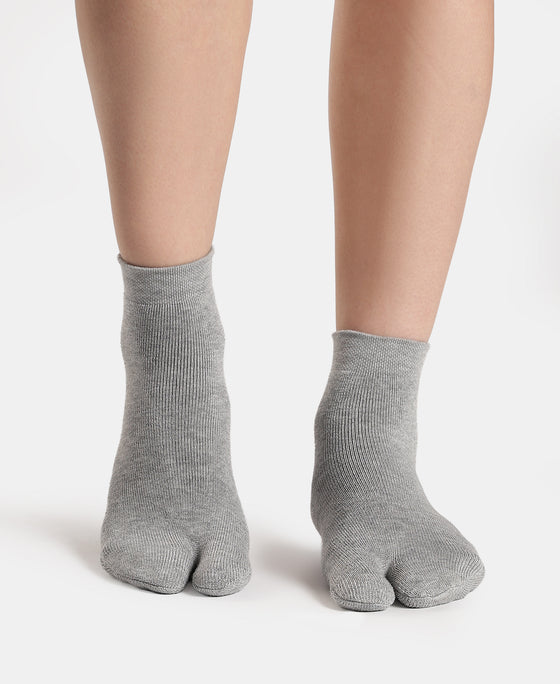 Acrylic Polyester Nylon Stretch Ankle Length Socks with StayFresh Treatment - Grey Melange