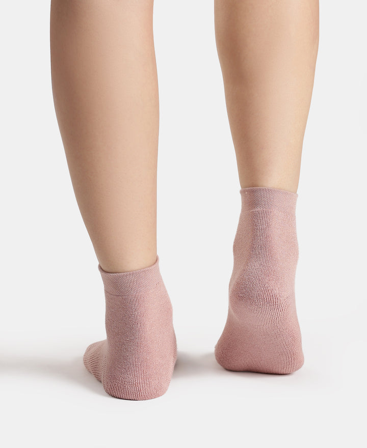 Acrylic Polyester Nylon Stretch Ankle Length Socks with StayFresh Treatment - Pale Mauve