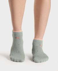 Compact Cotton Stretch Low Show Socks with StayFresh Treatment - Oatmeal Melange & Soft Chambray (Pack of 2)