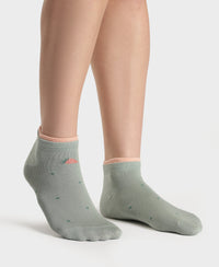 Compact Cotton Stretch Low Show Socks with StayFresh Treatment - Oatmeal Melange & Soft Chambray (Pack of 2)
