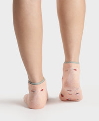 Compact Cotton Stretch Low Show Socks with StayFresh Treatment - Oatmeal Melange & Soft Chambray (Pack of 2)