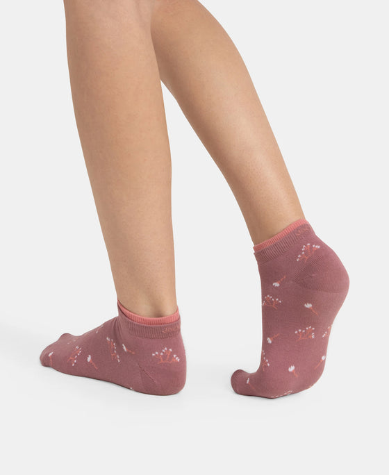 Compact Cotton Stretch Low Show Socks with StayFresh Treatment - Pale Mauve & Wistful Mauve (Pack of 2)