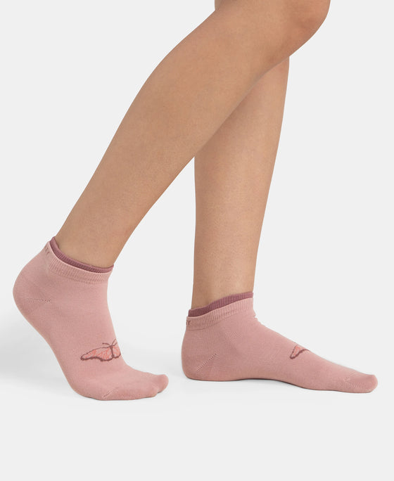 Compact Cotton Stretch Low Show Socks with StayFresh Treatment - Pale Mauve & Wistful Mauve (Pack of 2)