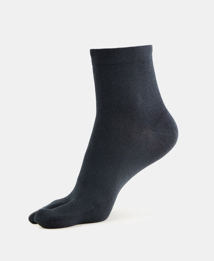 Compact Cotton Stretch Toe Socks with StayFresh Treatment - Black