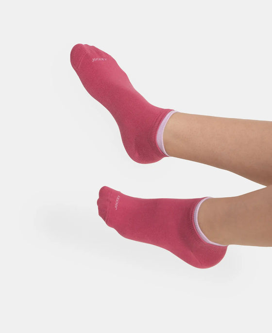 Compact Cotton Stretch Solid Low Show Socks with Stay Fresh Treatment - Orchid Bloom & Rose Win (Pack of 2)