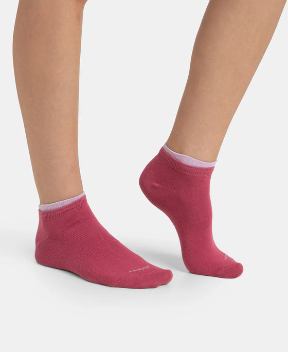 Compact Cotton Stretch Solid Low Show Socks with Stay Fresh Treatment - Orchid Bloom & Rose Win (Pack of 2)