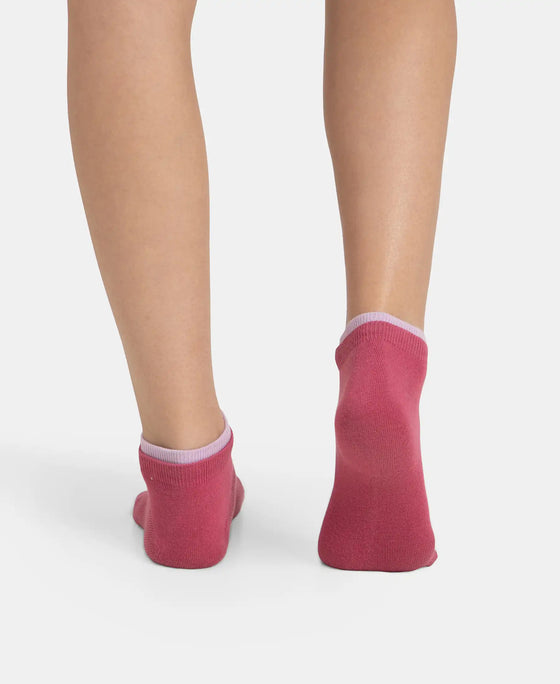 Compact Cotton Stretch Solid Low Show Socks with Stay Fresh Treatment - Orchid Bloom & Rose Win (Pack of 2)