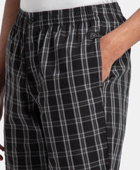 Super Combed Mercerized Cotton Woven Fabric Regular Fit Checkered Bermuda with Side Pockets - Black & White