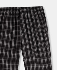 Super Combed Mercerized Cotton Woven Fabric Regular Fit Checkered Bermuda with Side Pockets - Black & White