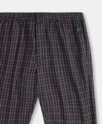 Super Combed Mercerized Cotton Woven Fabric Regular Fit Checkered Bermuda with Side Pockets - Navy & Maroon
