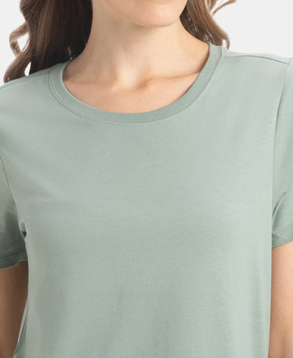 Super Combed Cotton Rich Relaxed Fit Solid Curved Hem Styled Half Sleeve T-Shirt - Iceberg Green