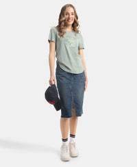 Micro Modal Fiber Elastane Stretch Relaxed Fit Graphic Print Round Neck Half Sleeve T-Shirt With Curved Hem Styling - Iceberg Green