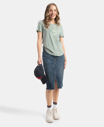 Micro Modal Fiber Elastane Stretch Relaxed Fit Graphic Print Round Neck Half Sleeve T-Shirt With Curved Hem Styling - Iceberg Green