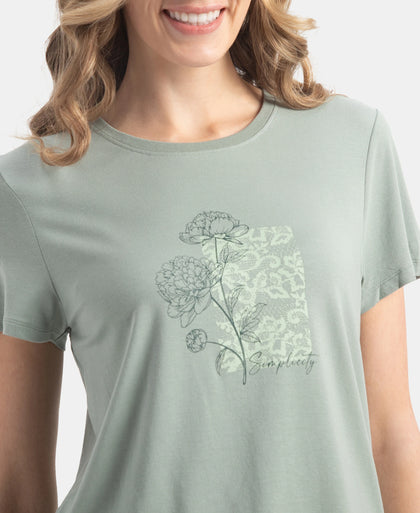 Micro Modal Fiber Elastane Stretch Relaxed Fit Graphic Print Round Neck Half Sleeve T-Shirt With Curved Hem Styling - Iceberg Green