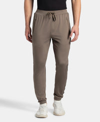 Microfiber Elastane Stretch Jogger with Zipper Pockets and StayDry Treatment - Green