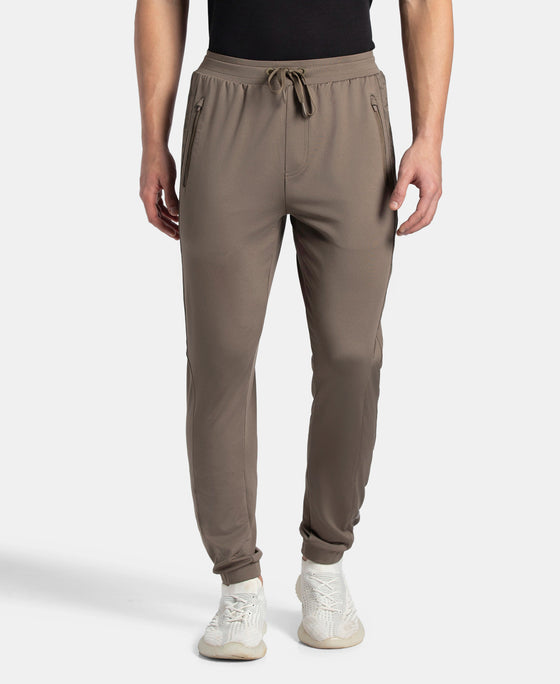 Microfiber Elastane Stretch Jogger with Zipper Pockets and StayDry Treatment - Green