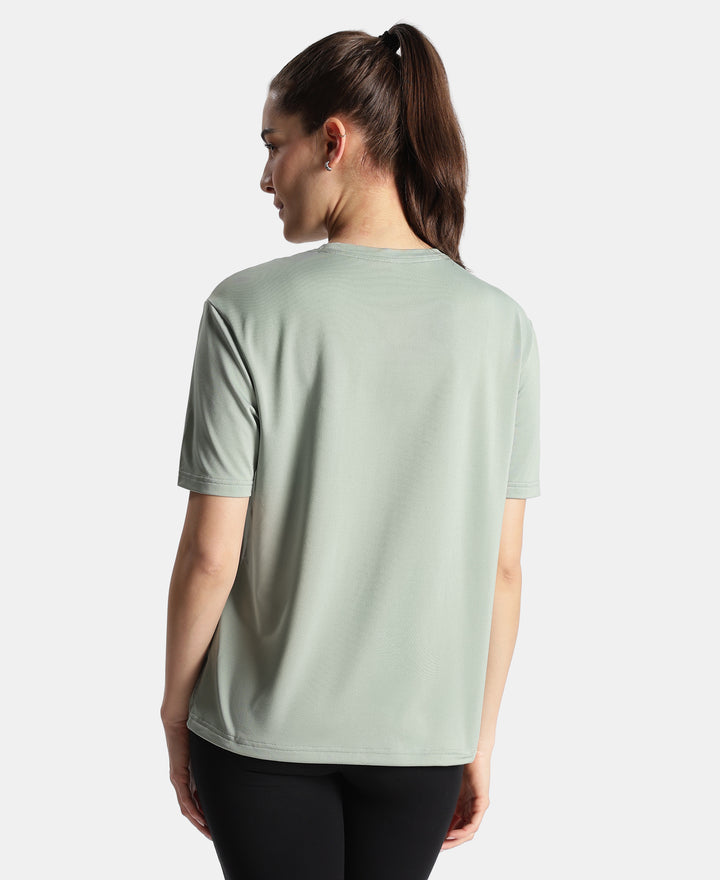 Microfiber Fabric Oversized Fit Half Sleeve Breathable Mesh T-Shirt - Iceberg Green