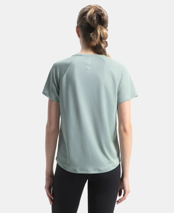 Microfiber Fabric Relaxed Fit Half Sleeve Breathable Mesh T-Shirt - Iceberg Green
