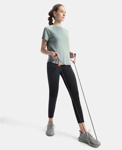 Microfiber Fabric Relaxed Fit Half Sleeve Breathable Mesh T-Shirt - Iceberg Green
