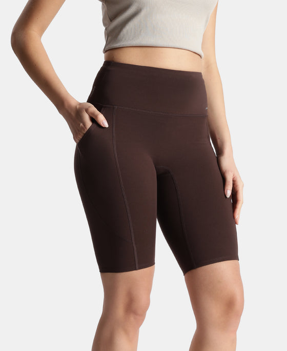 Microfiber Elastane Stretch Slim Fit Shorts with Side Pockets - Coffee