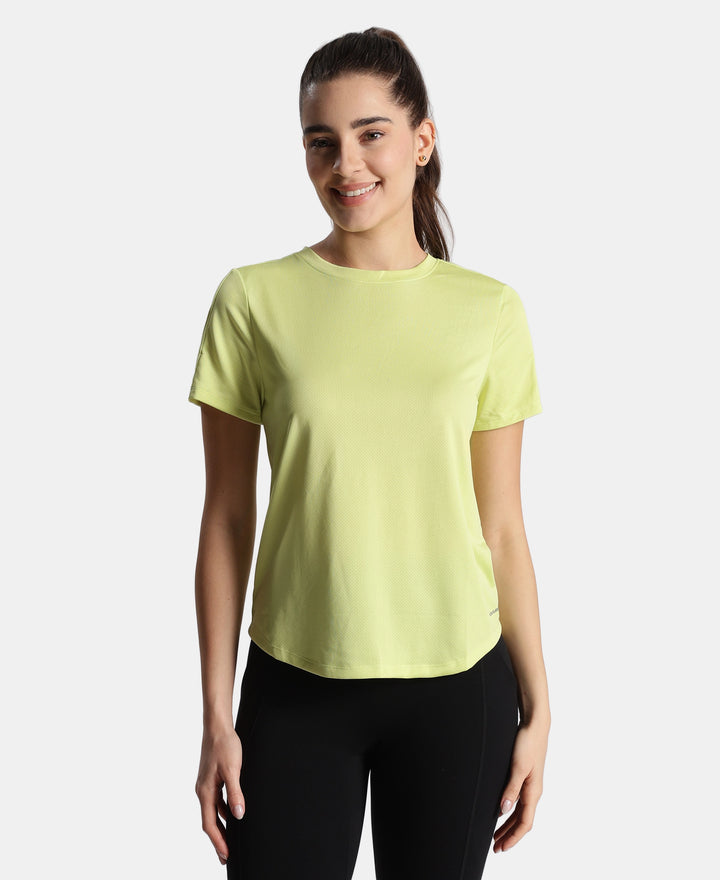 Microfiber Fabric Regular Fit Half Sleeve Breathable Mesh T-Shirt - Daiquiri Green