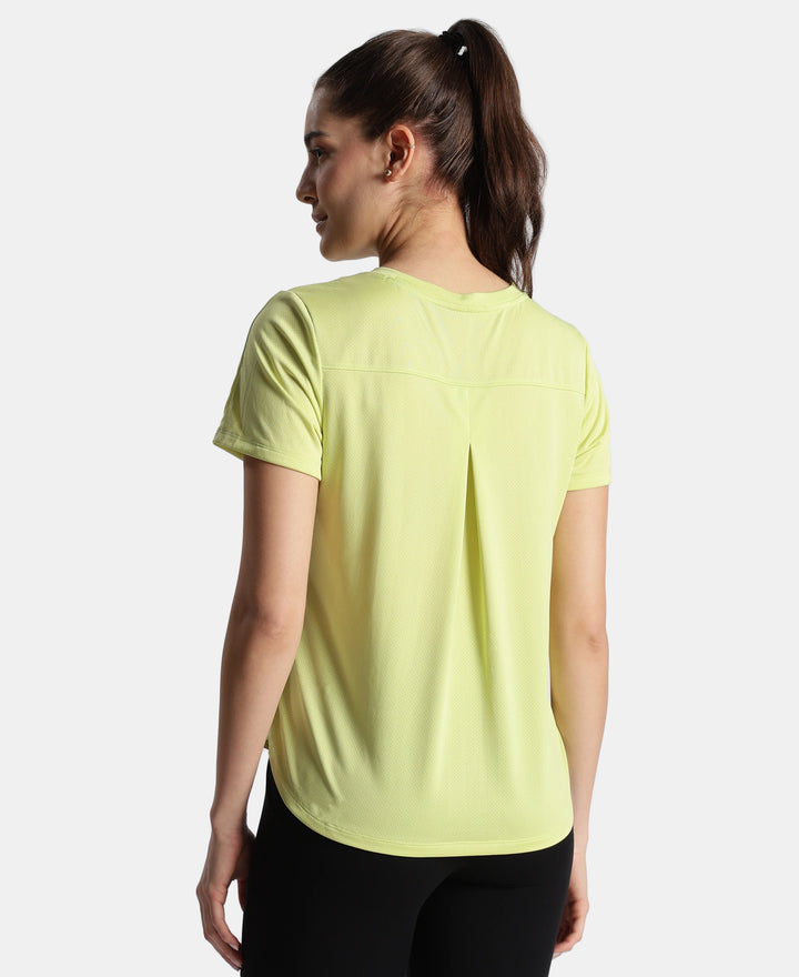Microfiber Fabric Regular Fit Half Sleeve Breathable Mesh T-Shirt - Daiquiri Green