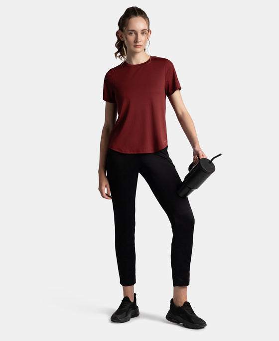 Microfiber Fabric Regular Fit Half Sleeve Breathable Mesh T-Shirt - Tawny Port