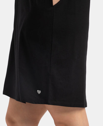 Super Combed Cotton Drop Shoulder Styled Curved Hem Printed Lounge Dress With Side Pockets - Black