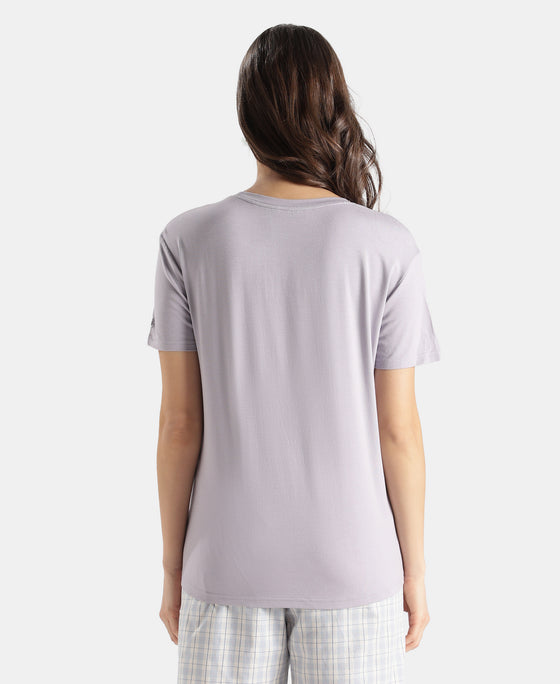 Viscose Elastane Stretch Fabric Relaxed Fit Drop Shoulder Styled T-Shirt - Lavender Aura