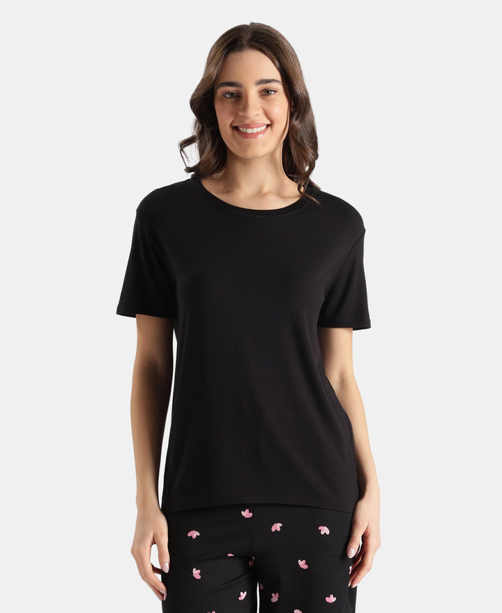 Viscose Elastane Stretch Fabric Relaxed Fit Drop Shoulder Styled T-Shirt - Black