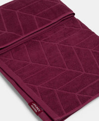 Cotton Terry Ultrasoft and Durable Patterned Bath Towel - Burgundy