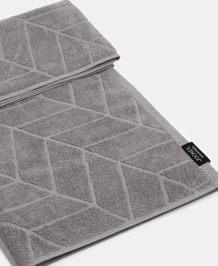 Cotton Terry Ultrasoft and Durable Patterned Bath Towel - Grey